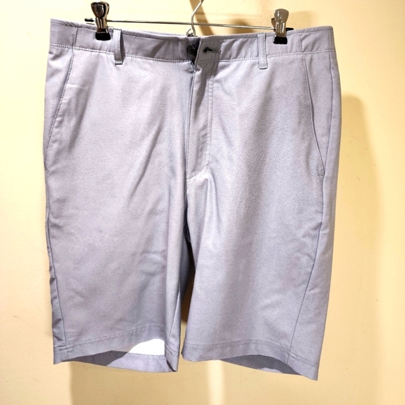 Pebble Beach Men's Gray Flat From Bermuda Shorts size 32 - Picture 1 of 12